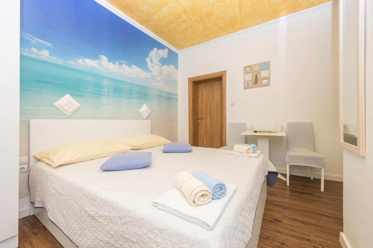 Apartments Song Of Joys Makarska Exterior photo